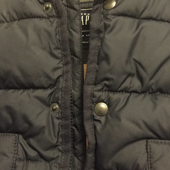 Gap Boy's Puffer Vest Size 4 - Picture 3 of 5